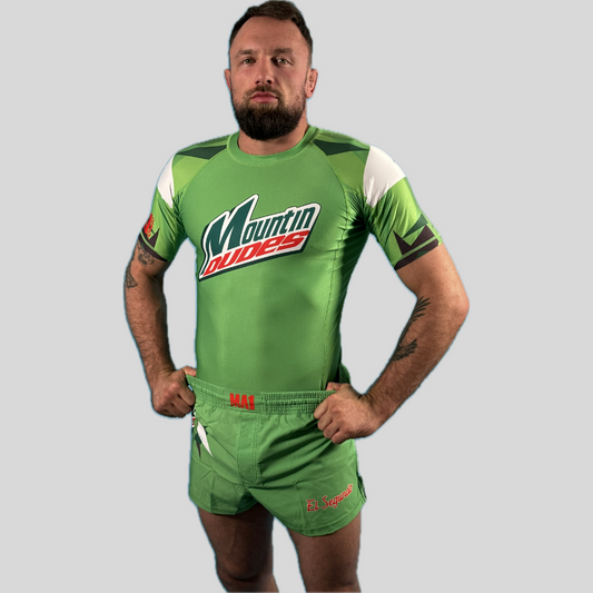 MA1 EL SEGUNDO MOUNTIN DUDE SHORT SLEEVE RASH GUARD